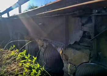 UN VIDEO MUESTRA EL ESTADO DEL ALCANTARILLADO DEL PUENTE DE LA RUTA 46