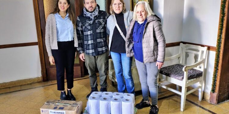 EL CLUB HIPICO REALIZO DONACIONES A DOS ENTIDADES DE LA COMUNIDAD