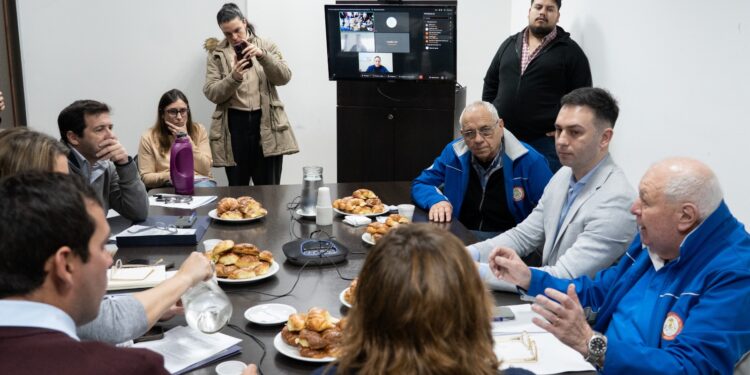 REUNIÓN EN DIPUTADOS PARA MODIFICAR LA LEY DE FINANCIAMIENTO DE LOS BOMBEROS VOLUNTARIOS