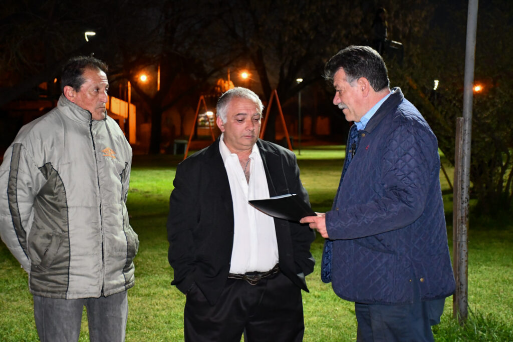 LA PLAZA ESPAÑA TIENE AHORA ILUMINACIÓN CON LED 6 1000428712