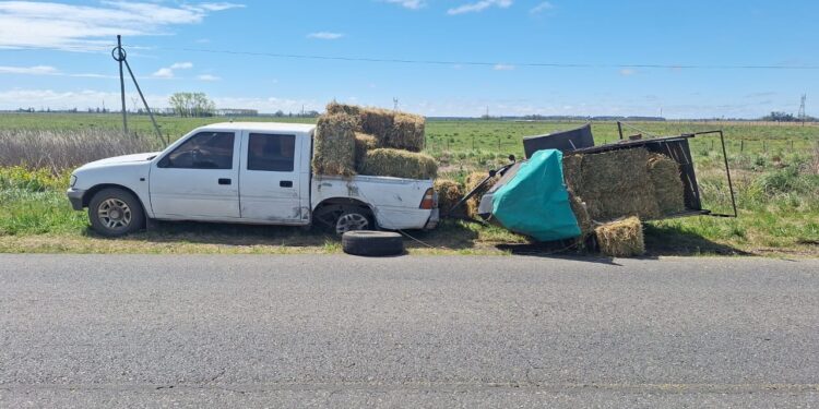 CHOCARON DOS CAMIONETA EN RUTA 46. UNA MUJER FUE TRASLADADA AL HOSPITAL