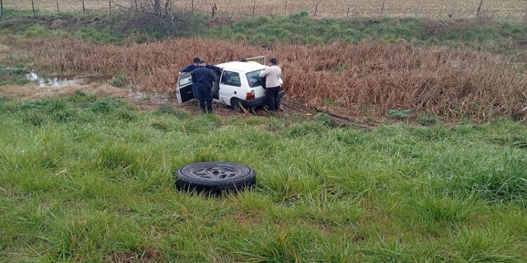 DESPISTÓ EN LA RUTA 5 TRAS DESPRENDERSE UNA RUEDA DE SU AUTOMÓVIL