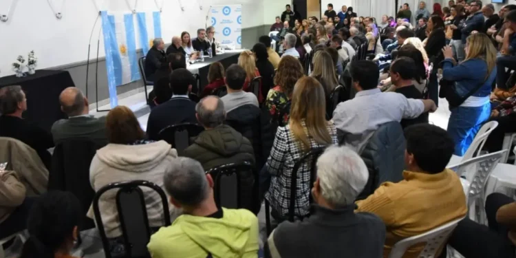 EDUARDO GATICA, JORGE FERNANDEZ Y EMILIANO GRYLKA SE JUEGAN POR MASSA PARA EL 2027