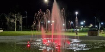 MES DE LAS ARTES: TARDE ACTIVIDADES EN LA PLAZA ALFONSIN Y ENCENDIDO DE LA FUENTE