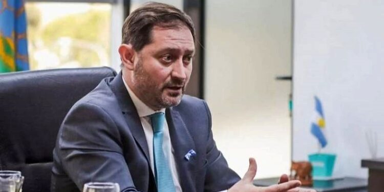 POR FALLAS EN PROGRAMAS NACIONALES Y PROVINCIALES, LINCOLN INVIRTIÓ MÁS DE $750 MILLONES EN MEDICAMENTOS PARA SUS VECINOS