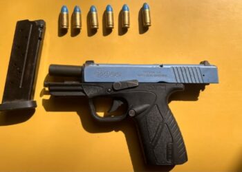 DIO POSITIVO AL TEST DE ALCOHOLEMIA: CONDUCIA UNA MOTO Y LLEVABA UNA 9 MM 6 DIO POSITIVO AL TEST DE ALCOHOLEMIA: CONDUCIA UNA MOTO Y LLEVABA UNA 9 MM