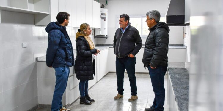 BARENGHI VISITO LA OBRA EN LA ESCUELA 36 DE MECHITA
