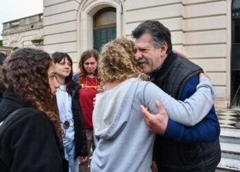 EL INTENDENTE RECIBIO A LA DELEGACION QUE REGRESO DE MAR DEL PLATA Y LOS FELICITO 6 EL INTENDENTE RECIBIO A LA DELEGACION QUE REGRESO DE MAR DEL PLATA Y LOS FELICITO