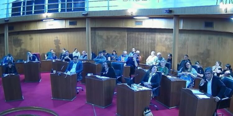 EL OFICIALISMO DE BRAGADO RECIBIO RESPALDO INSTITUCIONAL: EL APARTAMIENTO DEL CONCEJAL DIAZ FUE AVALADO POR LA ASESORIA DE GOBIERNO DE LA PROVINCIA.