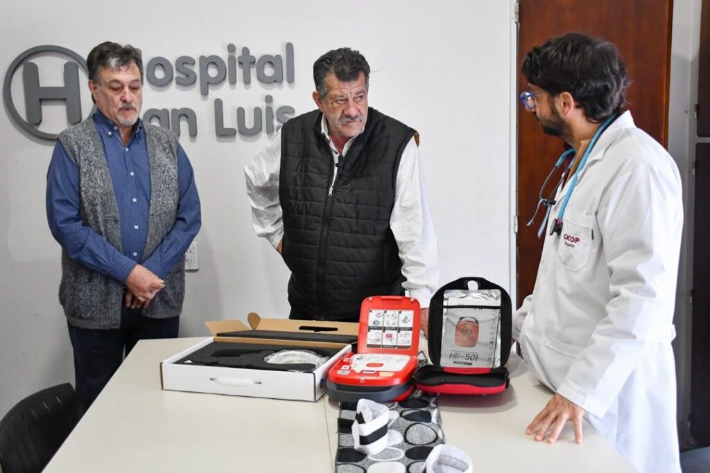 HOSPITAL SAN LUIS: NUEVA DONACIÓN DE LA COOPERADORA 6 donacion cooperadora hospital barenghi1