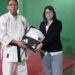 KARATE EN EL CLUB PORTEÑO: ENTREGARON 15 KARATEGUIS Y 15 PARES DE GUANTINES A LOS CHICOS 15 KARATE EN EL CLUB PORTEÑO: ENTREGARON 15 KARATEGUIS Y 15 PARES DE GUANTINES A LOS CHICOS