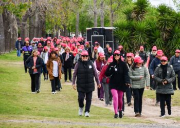 OCTUBRE ROSA: DANZAS, ARTE Y CAMINATA POR LA VIDA